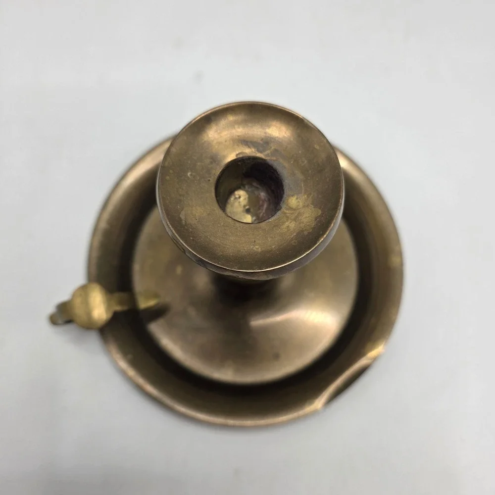 Vintage Brass Chamberstick Candle Holder Finger Loop Handle Traditional Colonial